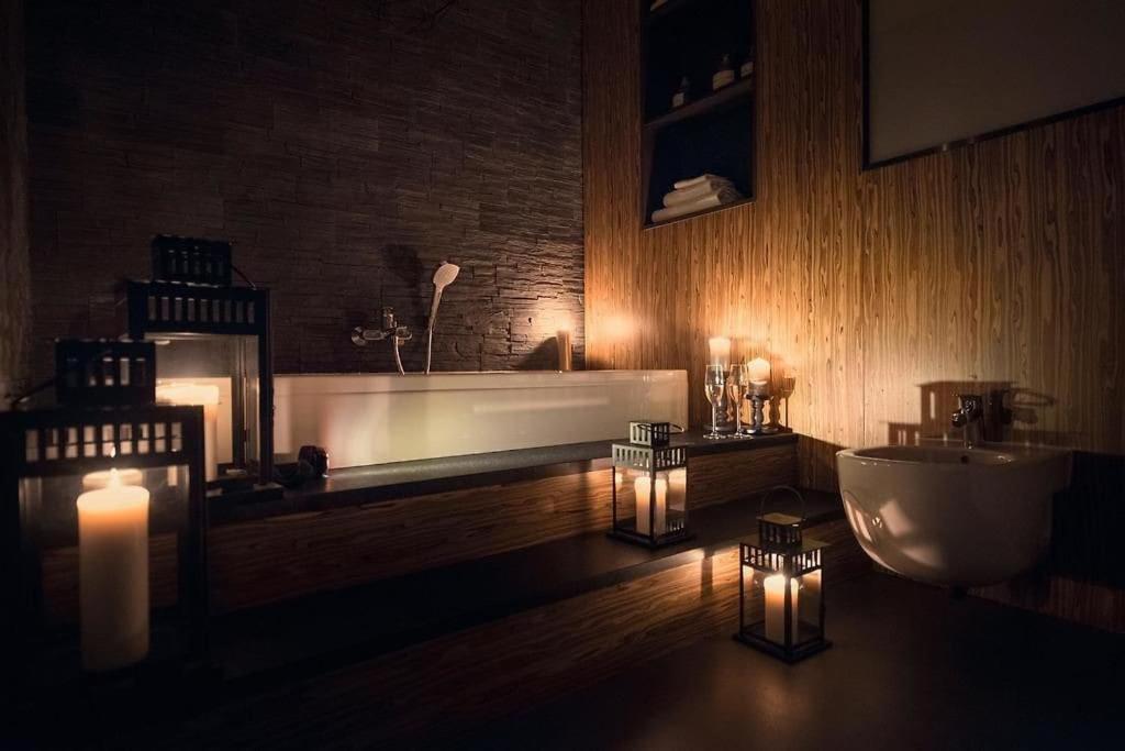 Premium Apartment For Old Town & Jewish Quarter Plus Pool Krakow Bagian luar foto